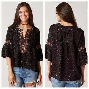 Miss Me / Embroidered Bell Sleeve Boho Top w Trees